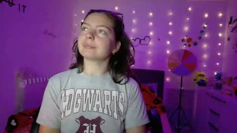 TheFarmergirl online show from September 29, 3:44 am