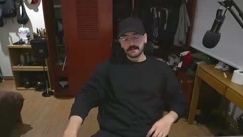 Wolf Independent model online show from December 18, 3:37 am