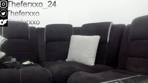 independent Model online show from February 26, 7:13 pm
