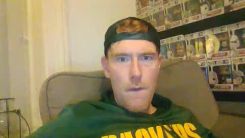 Snapshot of thegingerjim chatting on November 2, 10:56 pm thegingerjim online show from November 2, 10:56 pm