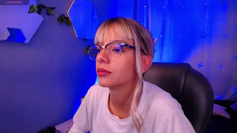 Peyton online show from November 12, 3:40 am