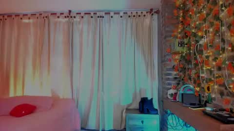 Goldie online show from February 4, 4:24 pm