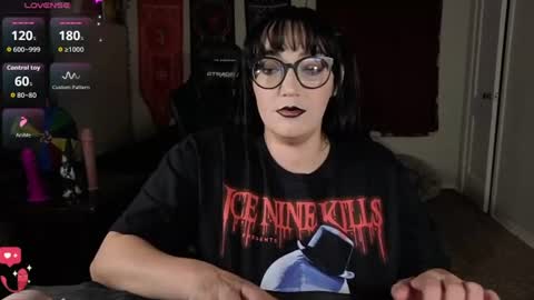 TheGothMilf online show from August 7, 5:09 am