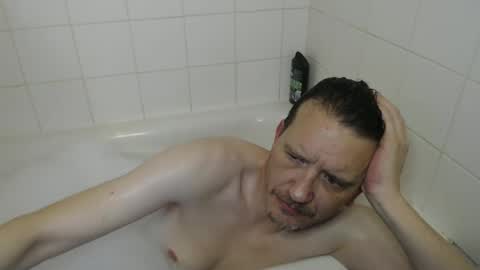 Snapshot of thegreeneyes95 chatting on December 29, 8:48 pm Green online show from December 29, 8:48 pm