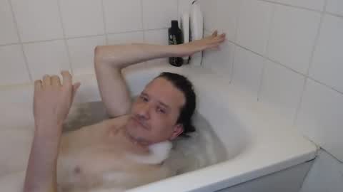 Snapshot of thegreeneyes95 chatting on February 4, 9:53 pm Green online show from February 4, 9:53 pm