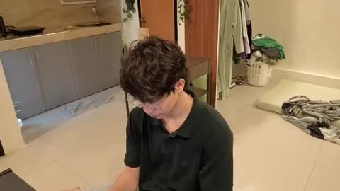 Green online show from December 15, 12:48 am