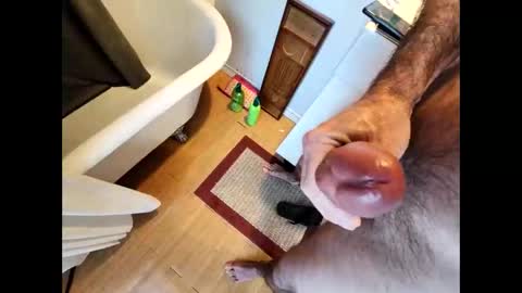 Snapshot of theguyneeds chatting on November 5, 2:28 pm Theguyneeds online show from November 5, 2:28 pm