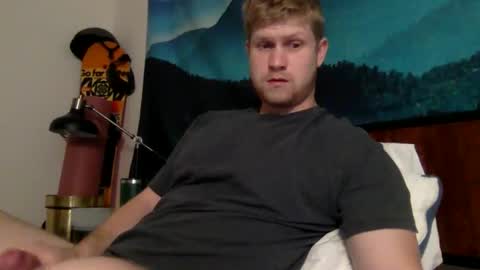 Snapshot of thehairyprince chatting on April 13, 3:17 pm Harry online show from April 13, 3:17 pm