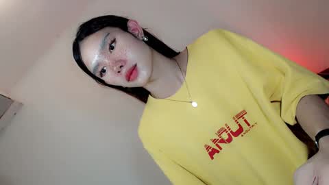 laisa online show from December 13, 9:46 am
