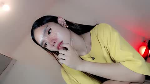 laisa online show from December 14, 2:42 pm