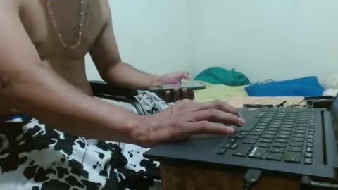 thehousedog online show from September 23, 4:26 am