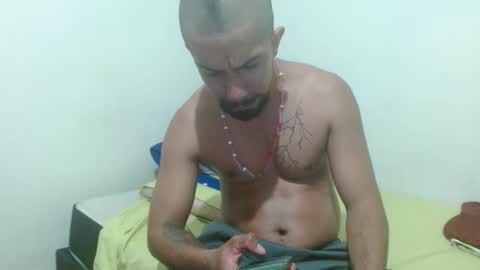 thehousedog online show from November 18, 9:52 pm