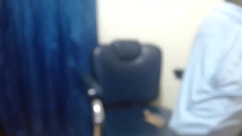 thehousedog online show from January 15, 11:04 am