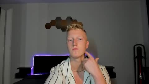 thejacob_d online show from November 9, 5:22 pm