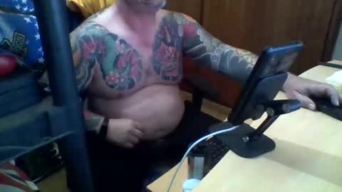 thekier online show from February 14, 11:42 pm