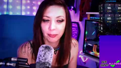 Snapshot of thekittengirlnix chatting on July 9, 7:18 pm Nix online show from July 9, 7:18 pm