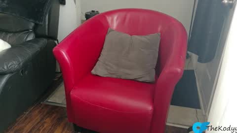 Snapshot of thekodyy chatting on October 10, 1:32 pm thekodyy online show from October 10, 1:32 pm