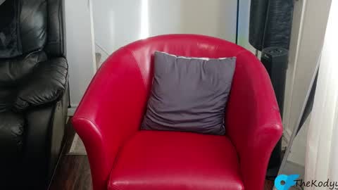 Snapshot of thekodyy chatting on October 12, 1:32 pm thekodyy online show from October 12, 1:32 pm