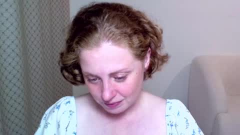 Snapshot of theladysblush chatting on September 8, 5:56 pm Ella online show from September 8, 5:56 pm