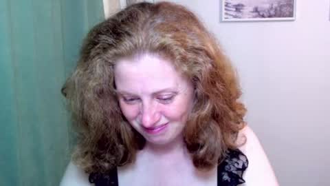 Snapshot of theladysblush chatting on July 27, 7:10 pm Ella online show from July 27, 7:10 pm
