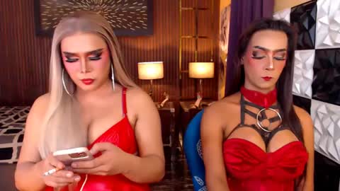 Paula online show from April 24, 8:39 am