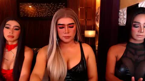Paula online show from June 27, 10:09 am