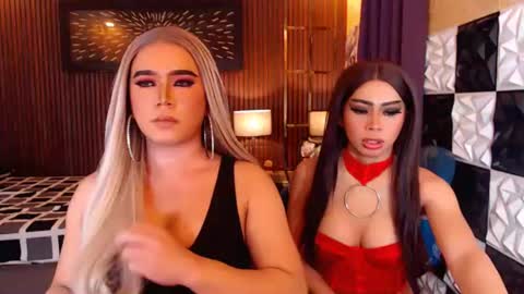Paula online show from July 4, 12:11 pm