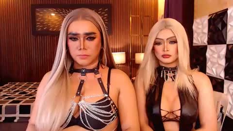 Paula online show from July 24, 2:04 pm