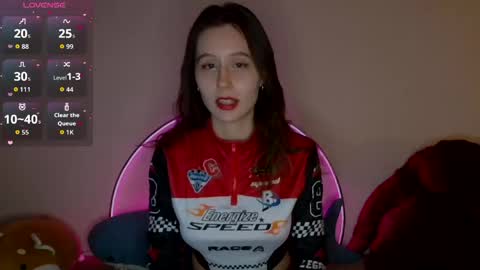 Snapshot of thelavess chatting on March 22, 5:38 pm thelavess online show from March 22, 5:38 pm