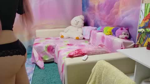 Snapshot of thelaylarose chatting on September 19, 3:30 am Layla Rose online show from September 19, 3:30 am