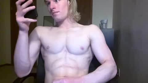 Snapshot of thelevimeyers chatting on February 28, 3:37 am thelevimeyers online show from February 28, 3:37 am