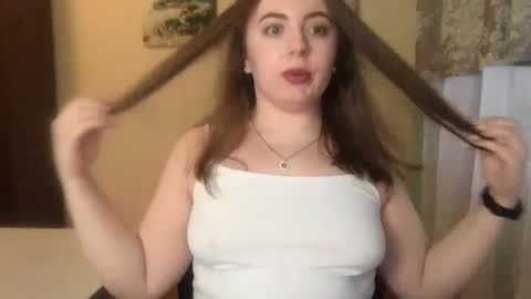 Snapshot of thelexy chatting on December 17, 12:33 pm Alexa online show from December 17, 12:33 pm