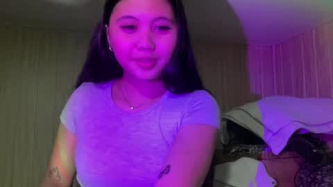 thelifeof_kiara online show from July 27, 2:35 pm