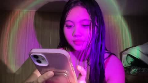 thelifeof_kiara online show from July 28, 9:15 am