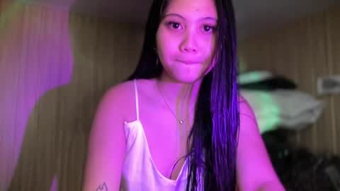 thelifeof_kiara online show from July 29, 10:46 am