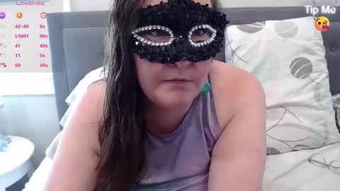 Lacey online show from June 11, 2:04 pm