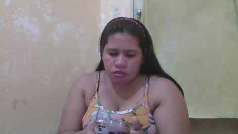 Snapshot of thelma794100 chatting on October 10, 12:15 pm thelma794100 online show from October 10, 12:15 pm