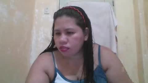 Snapshot of thelma794100 chatting on October 12, 8:24 am thelma794100 online show from October 12, 8:24 am