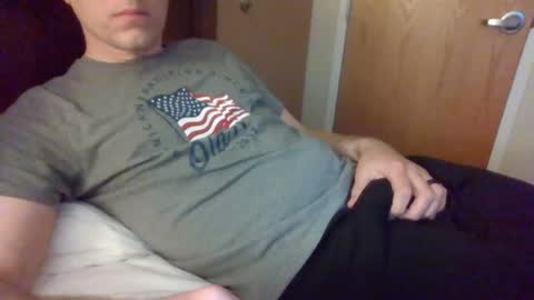Snapshot of themattryan chatting on March 24, 10:48 pm Matt Ryan online show from March 24, 10:48 pm