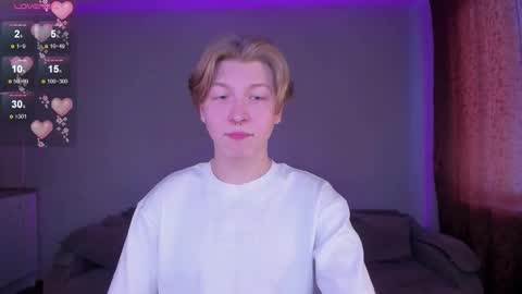 Snapshot of themikesever chatting on February 4, 6:08 am Sever online show from February 4, 6:08 am