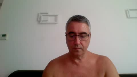 Snapshot of themohican chatting on July 14, 11:05 am Themohican online show from July 14, 11:05 am