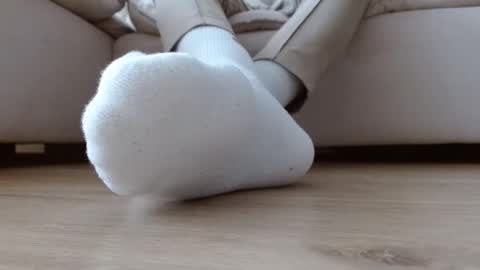 TheMonarchGoat online show from October 4, 7:50 am