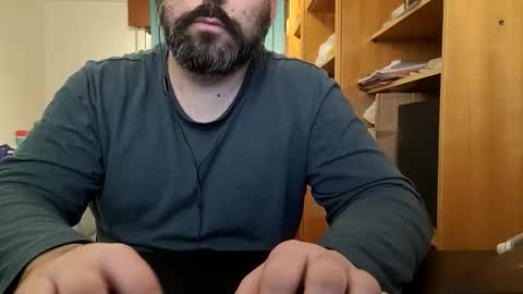 themoontiger online show from December 15, 9:19 pm