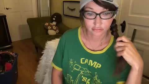 Cach Nelson online show from November 30, 9:02 am