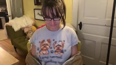 Snapshot of themrsnelson chatting on March 2, 1:51 pm Cach Nelson online show from March 2, 1:51 pm