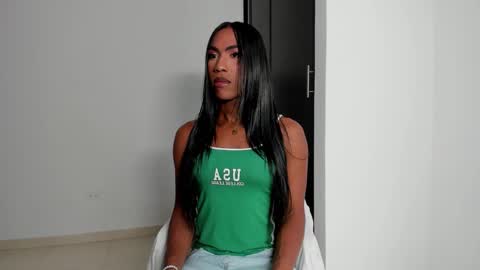 Snapshot of thenewclass chatting on February 15, 9:55 pm Andriw and Maiol online show from February 15, 9:55 pm