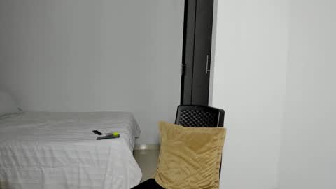 Snapshot of thenewclass chatting on March 20, 7:46 am Andriw and Maiol online show from March 20, 7:46 am