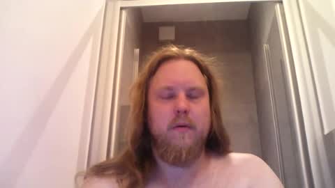Snapshot of thenewdude1992 chatting on June 29, 7:25 pm thenewdude1992 online show from June 29, 7:25 pm