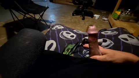 thenewone22901 online show from October 12, 4:00 am