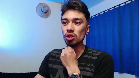 Theo online show from November 21, 5:33 pm